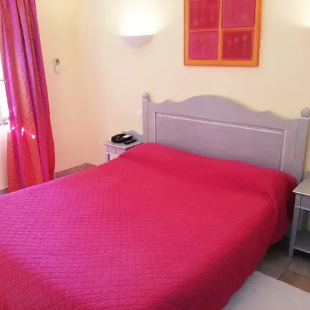Les Palmiers Otel Saint-Tropez